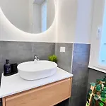 아파트 Charming Center