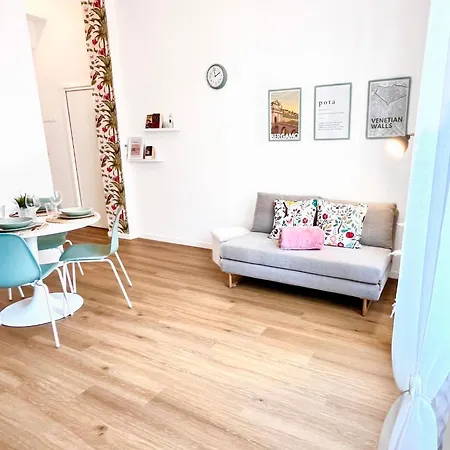 Charming Center Apartament Bergamo