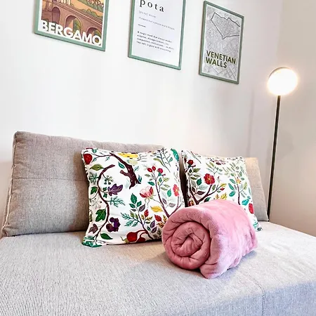 Charming Center Apartament