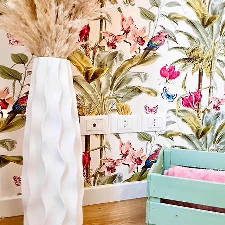 Charming Center Apartmán *